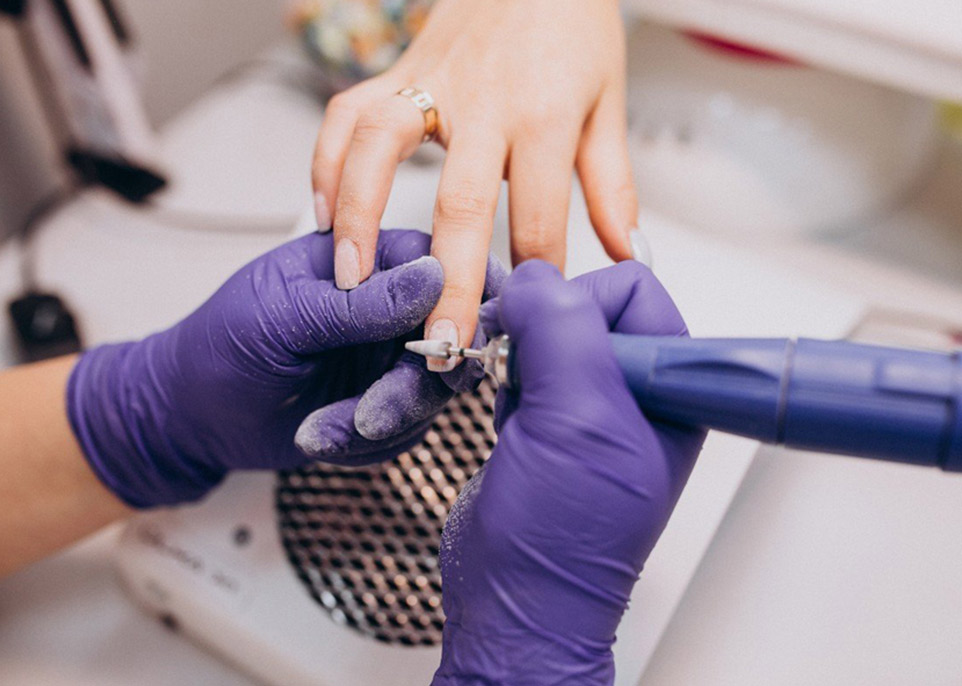 Protez Çıkarma(Manikür Dahil)